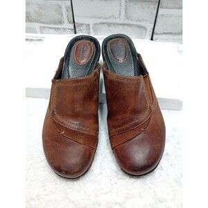 Clarks Artisan Ease Slip-On Brown Leather Loafers Clogs Comfort Sz 7M